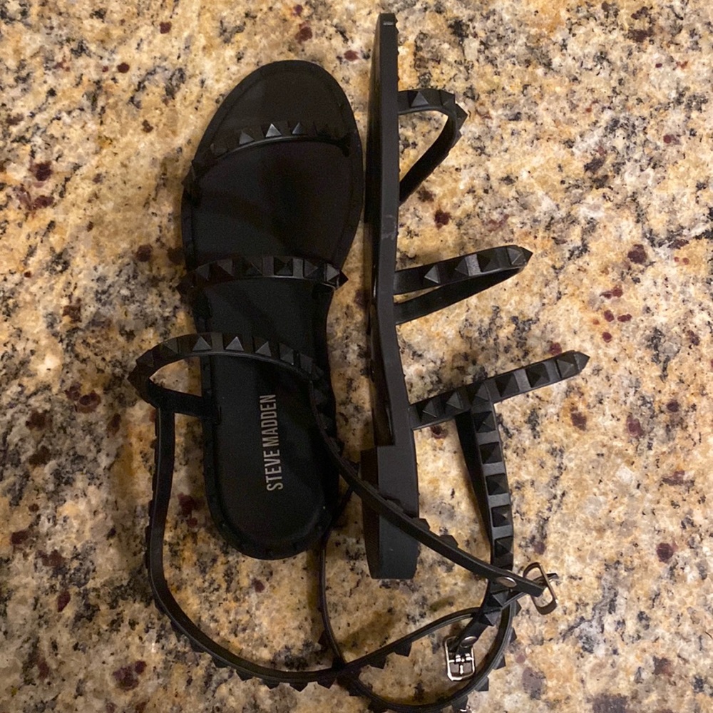 Steve Madden studded sandals size 7
